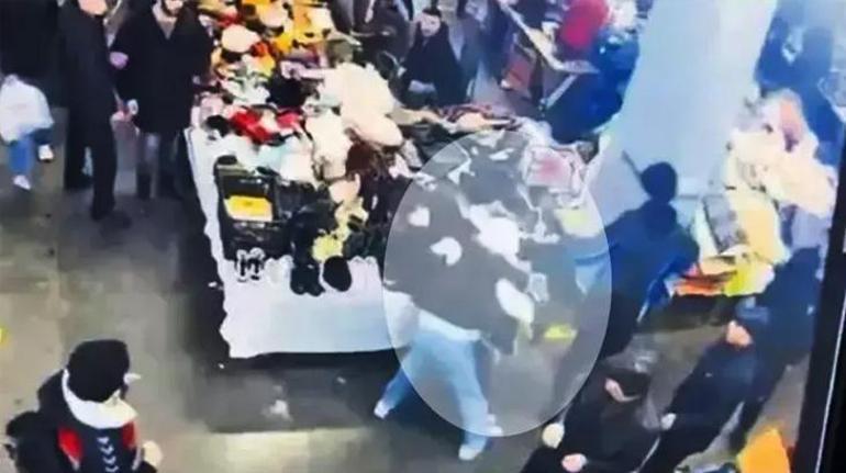 Kadıköy'de bıçaklanan ünlü şef Andrea Minguzzi'in oğlu Mattia Ahmet Minguzzi hayatını kaybetti 2 kadikoyde bicaklanan unlu sef andrea minguzziin oglu mattia ahmet minguzzi hayatini kaybetti 0 9BwnFKWJ