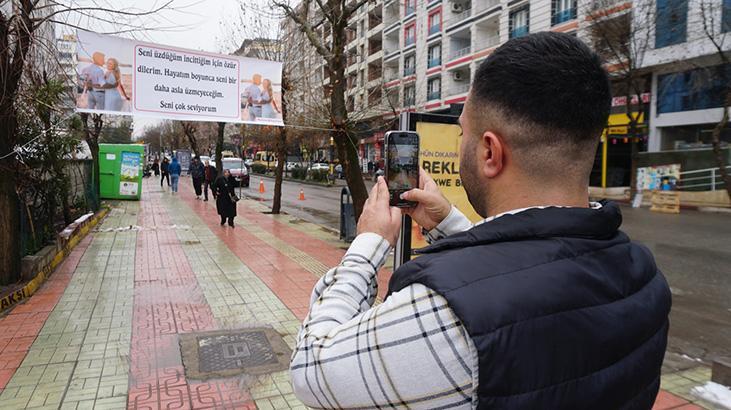 kent meydaninda pankartli ozur ben esimi cok seviyorum cok pismanim