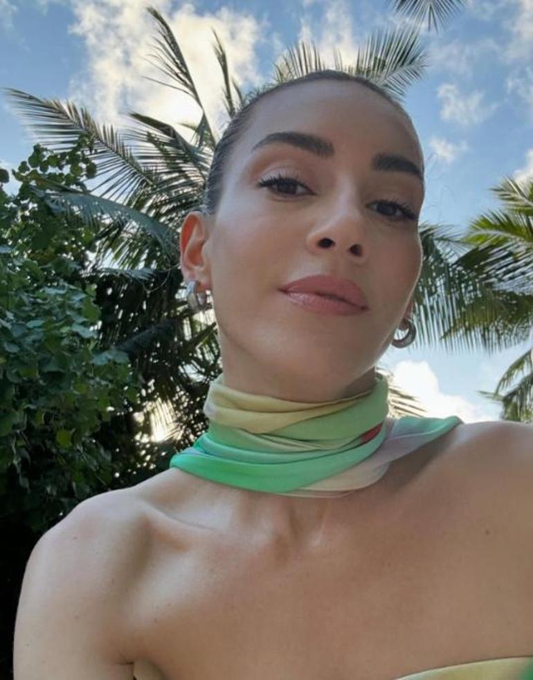 Sinem Kobal Maldivler'den paylaştı Kenan İmirzalıoğlu sürprizi! 'Aile albümü' 2 sinem kobal maldivlerden paylasti kenan imirzalioglu surprizi aile albumu 0 vJjP3rOa
