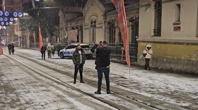 son dakika meteoroloji son hava durumu raporu istanbulda kar yagisi siddetini artirdi en soguk N2KpCguL