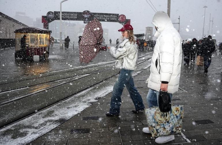 son dakika meteoroloji son hava durumu raporu istanbulda kar yagisi siddetini artirdi en soguk