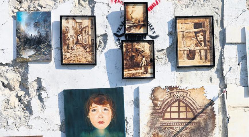 Zelzelesi değil anıları resmettiler