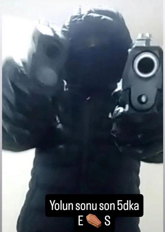 8 çeyrek altın için 2 kişiyi öldürdü! Tabut emojili paylaşım sonrası katliam 2 8 ceyrek altin icin 2 kisiyi oldurdu tabut emojili paylasim sonrasi katliam 0 EzYfpShz