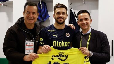 dusan tadic buyuk bir kadroda oynuyorsaniz bu tenkitler normal gzvWSRnM