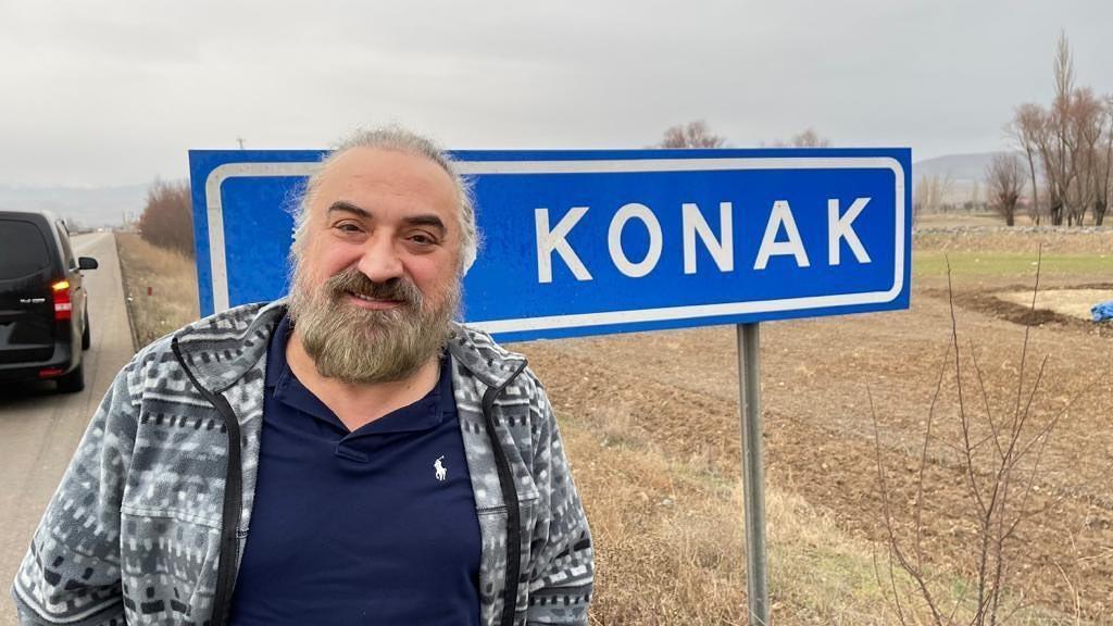 esine ve cocuklarina asik bir adam kuzeyin oglu 30 yil sonra hayalindeki dugunu yapti AWNUWmjk