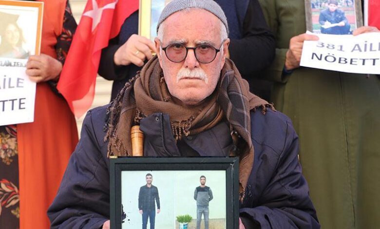 Evlat nöbetindeki aile sayısı 381'e yükseldi 1 evlat nobetindeki aile sayisi 381e yukseldi pRXC7Tv3