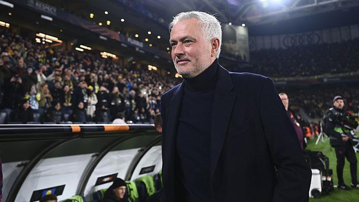 fenerbahcede jose mourinho icin kontrat karari TZmyrXve