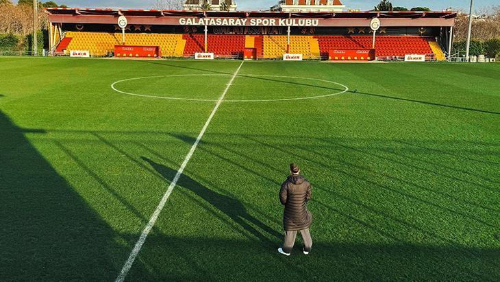 galatasarayda yunus akgun veda etti floryada yalnizca futbol oynamadik