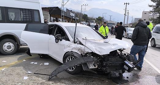 hatay dortyolda zincirleme kaza yaralilar var b1h5qKpt