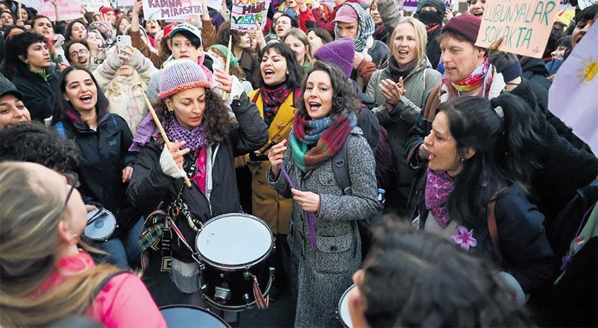 Hayatın her alanında bayanlar var