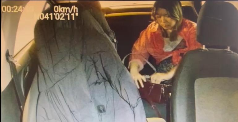 İstanbul'da taksici skandalı! Bayan turiste 58 bin liralık İstanbul tipi şoku 2 istanbulda taksici skandali bayan turiste 58 bin liralik istanbul tipi soku 0 Sdz9giS4