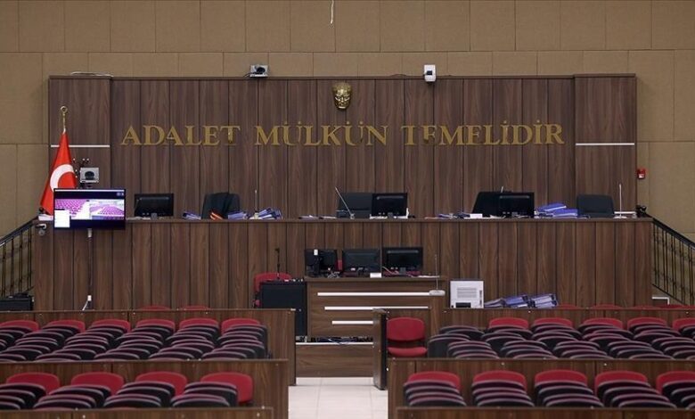 İstanbul'daki şovlarda gözaltına alınan şüphelilerden 5'i tutuklandı 1 istanbuldaki sovlarda gozaltina alinan suphelilerden 5i tutuklandi dBqDMgFT