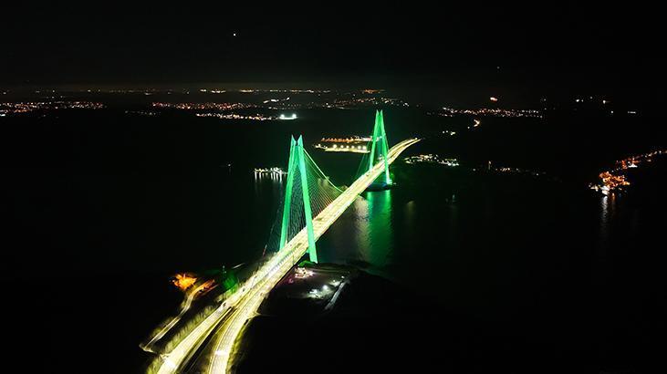 İstanbul'un köprüleri 'Yeşil' oldu! İşte o kareler 5 istanbulun kopruleri yesil oldu iste o kareler 3 3VDvLW3u