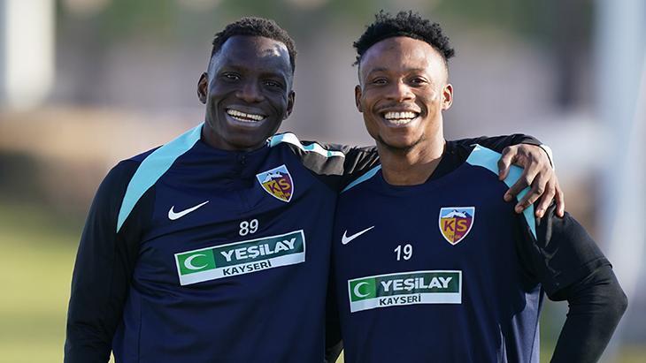 Kayserispor'da Başakşehir mesaisi devam etti! 1 kayserisporda basaksehir mesaisi devam etti gvSOytyQ