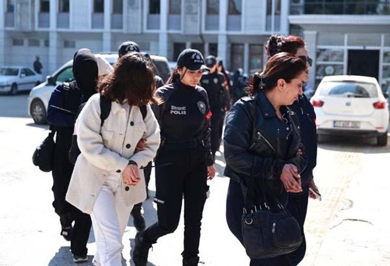 musterilerini 120 milyon tl dolandiran kuyumcudan afisli mesaj 1 bVK1ELBH