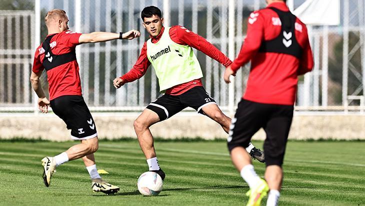 sivassporda adana demirspor mesaisi surdu uKOvcRGT