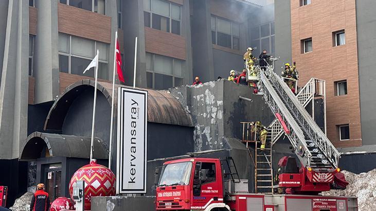 Son dakika... Uludağ'da otel yangını! Alevler binayı sardı, mahsur kalanlar var 2 son dakika uludagda otel yangini alevler binayi sardi mahsur kalanlar var 0 hUcuMsip