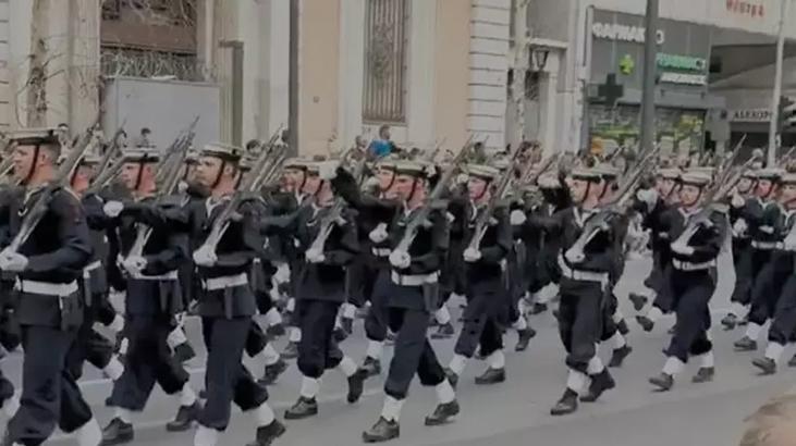 Yunan askerlerinin skandal sloganı! MSB kaynaklarından son dakika açıklaması 1 yunan askerlerinin skandal slogani msb kaynaklarindan son dakika aciklamasi hrmw3Fu4