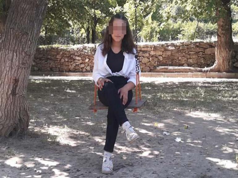 14 yaşındaki Gülçiçek'ten ailesie görüntülü mesaj! Öyküsü şoke etti: Çok şükür meyyit değilim 2 14 yasindaki gulcicekten ailesie goruntulu mesaj oykusu soke etti cok sukur meyyit degilim 0