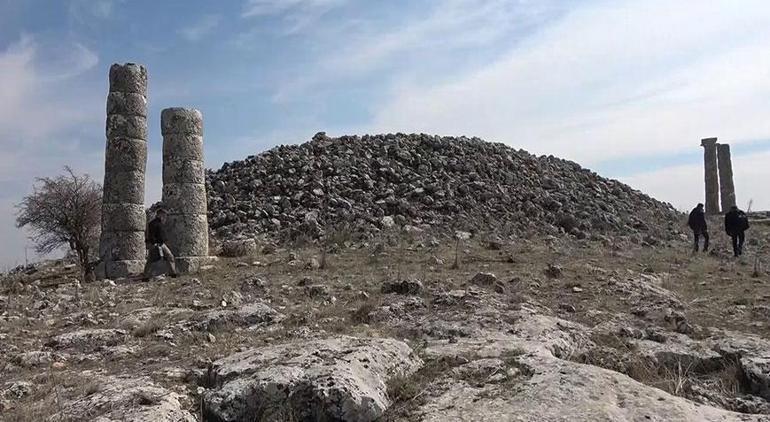 2 bin 60 yıllık! Araç ulaşımı yok, 20 dakikalık tırmanışla ulaşılan antik sır 2 2 bin 60 yillik arac ulasimi yok 20 dakikalik tirmanisla ulasilan antik sir 0