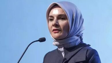 bakan goktas almanyada yaslilar ve genclerle bulustu 5PedIjtd
