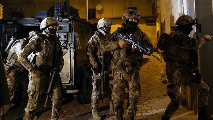 Bakan Yerlikaya duyurdu: 6 hata örgütü üyesi 158 kuşkulu yakalandı 1 bakan yerlikaya duyurdu 6 hata orgutu uyesi 158 kuskulu yakalandi PiDcaOb3