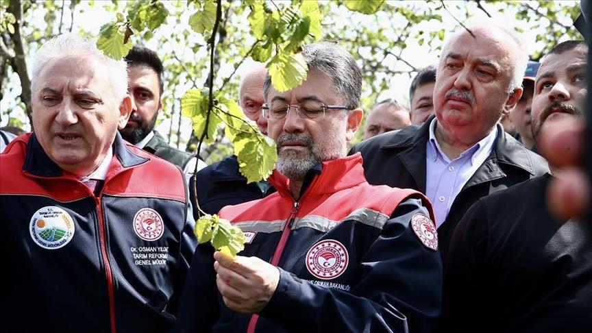 Bakan Yumaklı, zirai dondan etkilenen 16 meyve tipi için takviye verileceğini bildirdi