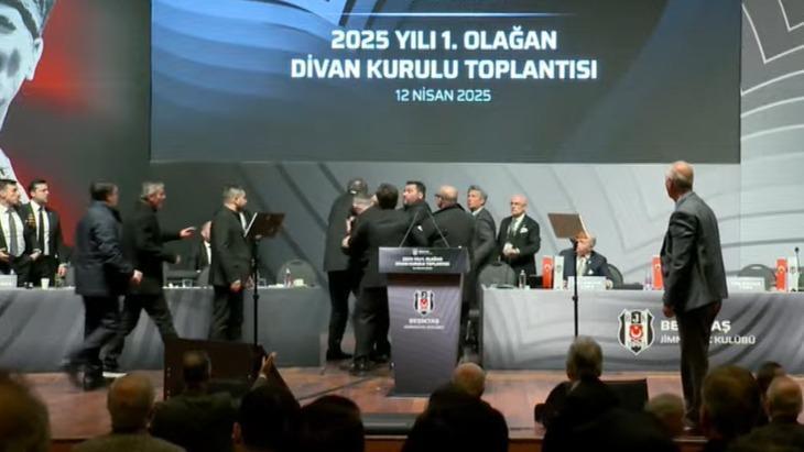 Beşiktaş Divan Heyeti'nde eski lider Hasan Arat'a yumruklu saldırı! 1 besiktas divan heyetinde eski lider hasan arata yumruklu saldiri