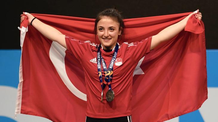 Cansu Bektaş'tan Avrupa'da üst üste 3. şampiyonluk! 1 cansu bektastan avrupada ust uste 3 sampiyonluk