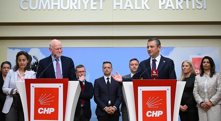 CHP Önderi Özel Avrupa Sosyalist Partisi başkanlığındaki heyetle görüştü