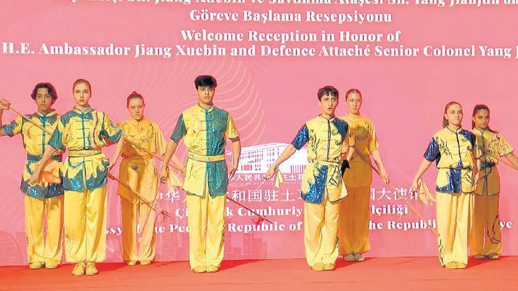 Çin’in Ankara Büyükelçisi’nden vazifeye başlama resepsiyonu 1 cinin ankara buyukelcisinden vazifeye baslama resepsiyonu BIu6AlFw