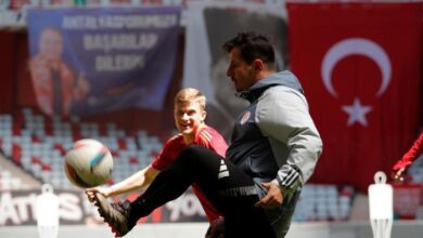 emre belozoglu temkinli isimize siki sikiya sarilacagiz Pzv3b9AU