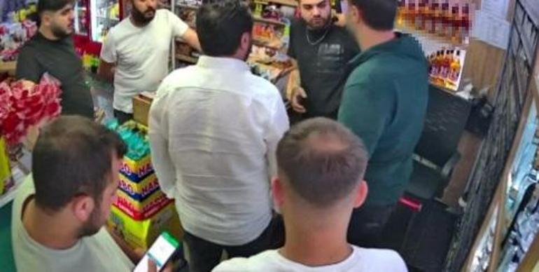 Esenyurt'taki vahşette 50 milyon TL iddiası!: Ben oğlumun kanını mı satacağım size? 2 esenyurttaki vahsette 50 milyon tl iddiasi ben oglumun kanini mi satacagim size 0 MJPMFl3d