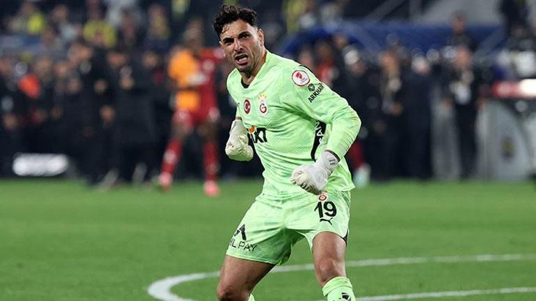 Fenerbahçe derbisi sonrası Galatasaray'da sürpriz karar! İmzayı atıyor 2 fenerbahce derbisi sonrasi galatasarayda surpriz karar imzayi atiyor 0 BmfVj3ia