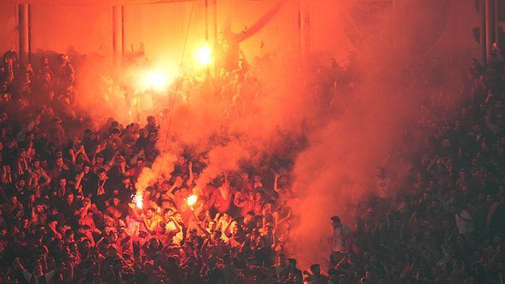 Fenerbahçe-Galatasaray derbisinde taşkınlık yapan 43 kişi hakkında süreç başlatıldı 1 fenerbahce galatasaray derbisinde taskinlik yapan 43 kisi hakkinda surec baslatildi 3PSBDwzA