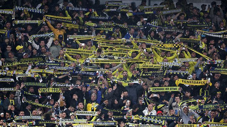 Fenerbahçe taraftarından reaksiyon: Sabrımız taşıyor! 1 fenerbahce taraftarindan reaksiyon sabrimiz tasiyor OizgCpwj