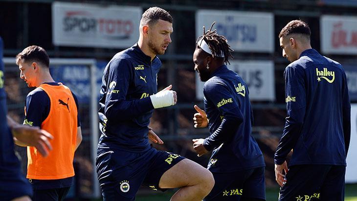 Fenerbahçe, Trabzonspor maçının hazırlıklarına devam etti 1 fenerbahce trabzonspor macinin hazirliklarina devam etti fa5cH7ri