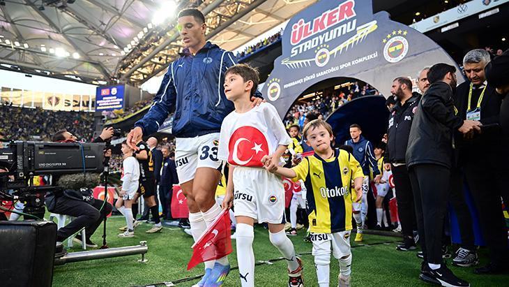 Fenerbahçe'de Diego Carlos'a taraftar tepkisi! 1 fenerbahcede diego carlosa taraftar tepkisi T77EPt57