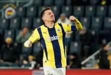 fenerbahcede mert hakan yandas hastaneye kaldirildi VliCGWch