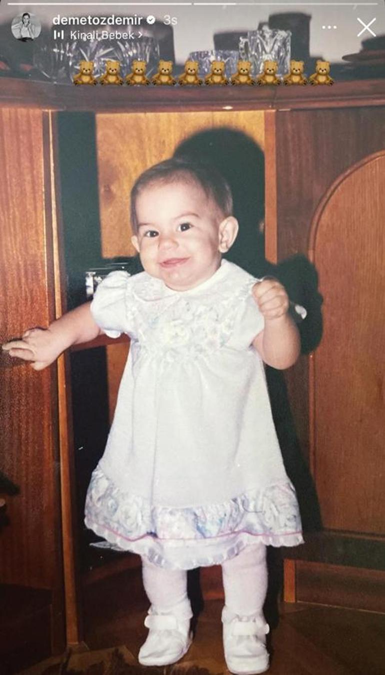 Fotoğraftaki kişi Eşref Hayal'in yıldızı! O şimdilerde çok ünlü 2 fotograftaki kisi esref hayalin yildizi o simdilerde cok unlu 0 sDX5KMY3