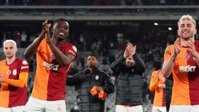 galatasaraya derrick kohn soku o kadar paraya degmez 8DfPRfM6