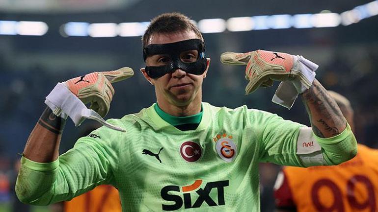 Galatasaray'dan Muslera için karar değişikliği! 2 galatasaraydan muslera icin karar degisikligi 0 4BMJ94GC