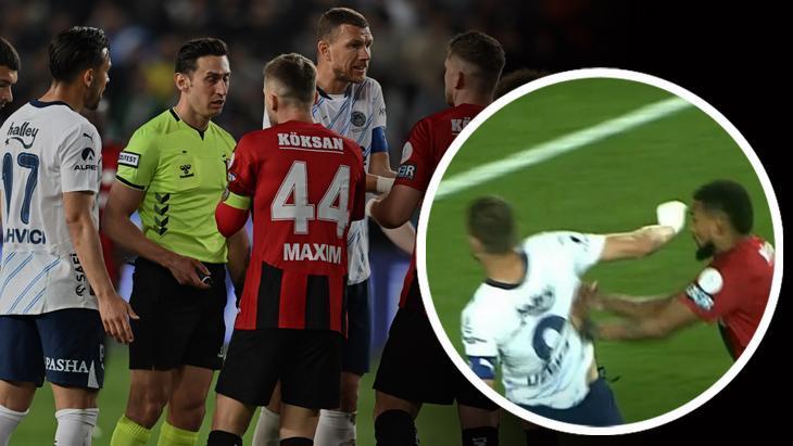 Gaziantep FK - Fenerbahçe maçında hakem kararları yanlışsız mu? 'VAR üzerinden maçı yönetmeye çalışıyor' 1 gaziantep fk fenerbahce macinda hakem kararlari yanlissiz mu var uzerinden maci yonetmeye calisiyor 7O9upVDK