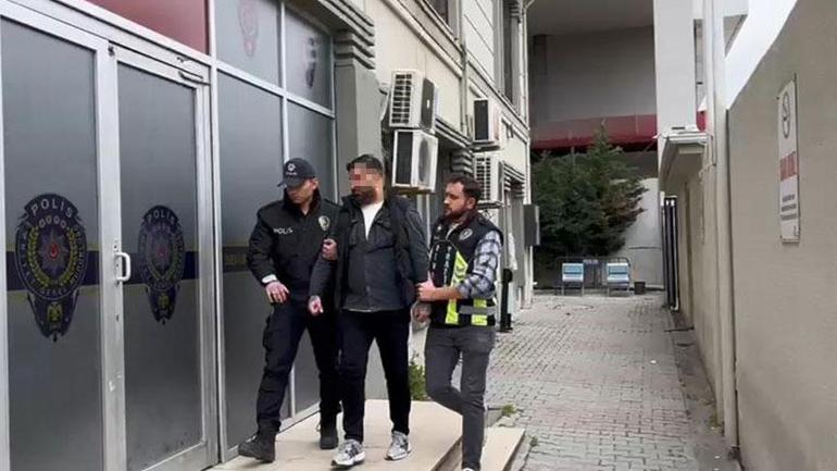 'Hızlı gitsenize lan' diyerek başlayan arbedede aracı parçalamıştı! Magandanın cezası belirli oldu 4 hizli gitsenize lan diyerek baslayan arbedede araci parcalamisti magandanin cezasi belirli oldu 2 5ldMbsc7