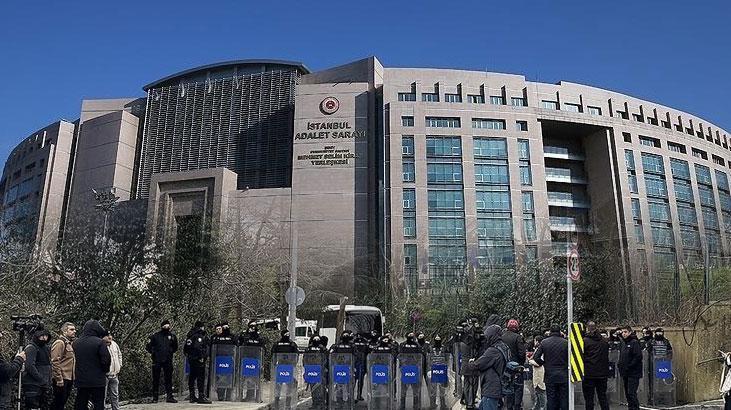 İBB'ye yönelik yolsuzluk soruşturmasında gözaltına alınan birtakım şüphelilerin tabirine ulaşıldı 1 ibbye yonelik yolsuzluk sorusturmasinda gozaltina alinan birtakim suphelilerin tabirine ulasildi dcfElVSB