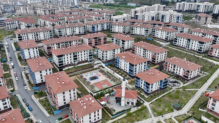 İstanbul'da kentsel dönüşümle yenilenen konutlarda oturanlar geceyi inançla geçirdi 1 istanbulda kentsel donusumle yenilenen konutlarda oturanlar geceyi inancla gecirdi GvmKAwTQ
