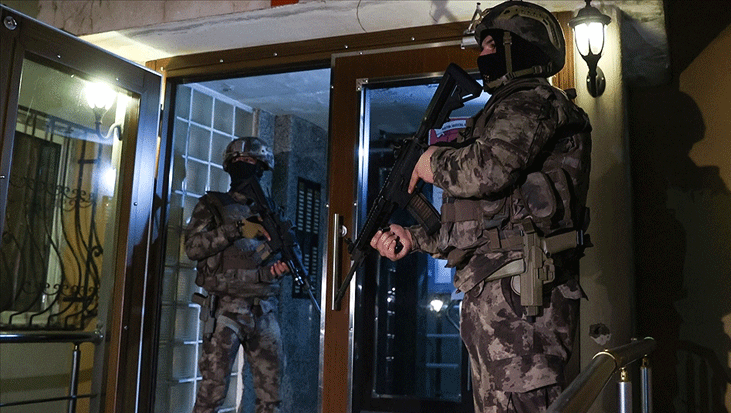 İstanbul'da terör örgütlerine operasyon! Çok sayıda gözaltı var 1 istanbulda teror orgutlerine operasyon cok sayida gozalti var RPNMcAhD