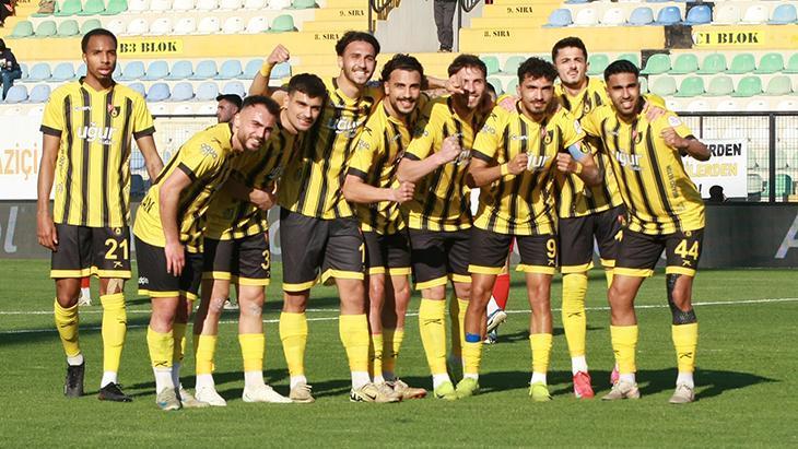 İstanbulspor, Yeni Malatyaspor karşısında farka koştu! 1 istanbulspor yeni malatyaspor karsisinda farka kostu KzLq6fVJ