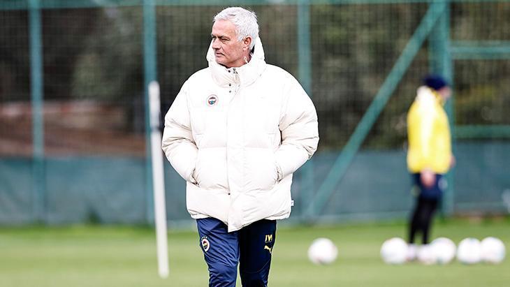 Jose Mourinho'dan son uyarı! 'Kendimize bakalım' 1 jose mourinhodan son uyari kendimize bakalim 3U8HtWD7