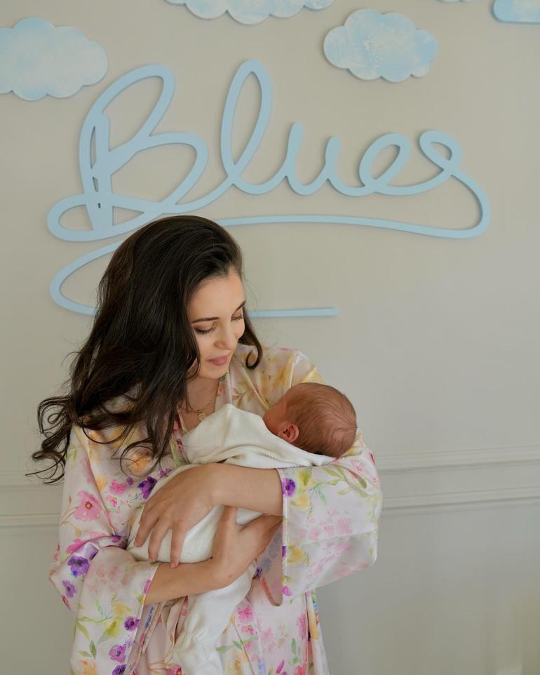 Karsu anne oldu! Eşinin bebeğiyle birinci karesini Instagram'dan paylaştı 2 karsu anne oldu esinin bebegiyle birinci karesini instagramdan paylasti 0 v338eTv8